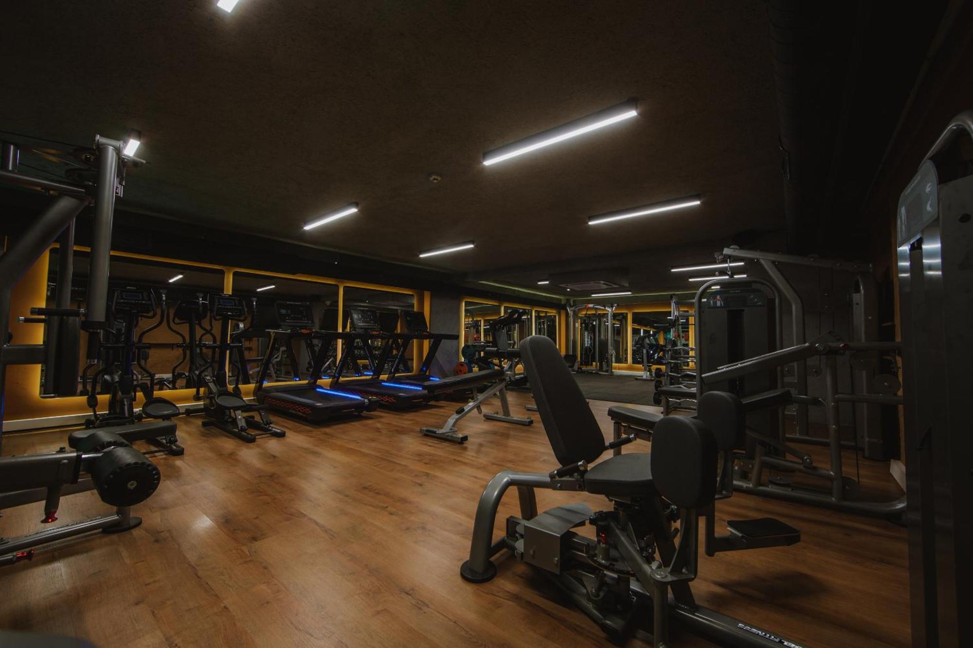 Mesken Inn Hotel Гьочек Екстериор снимка