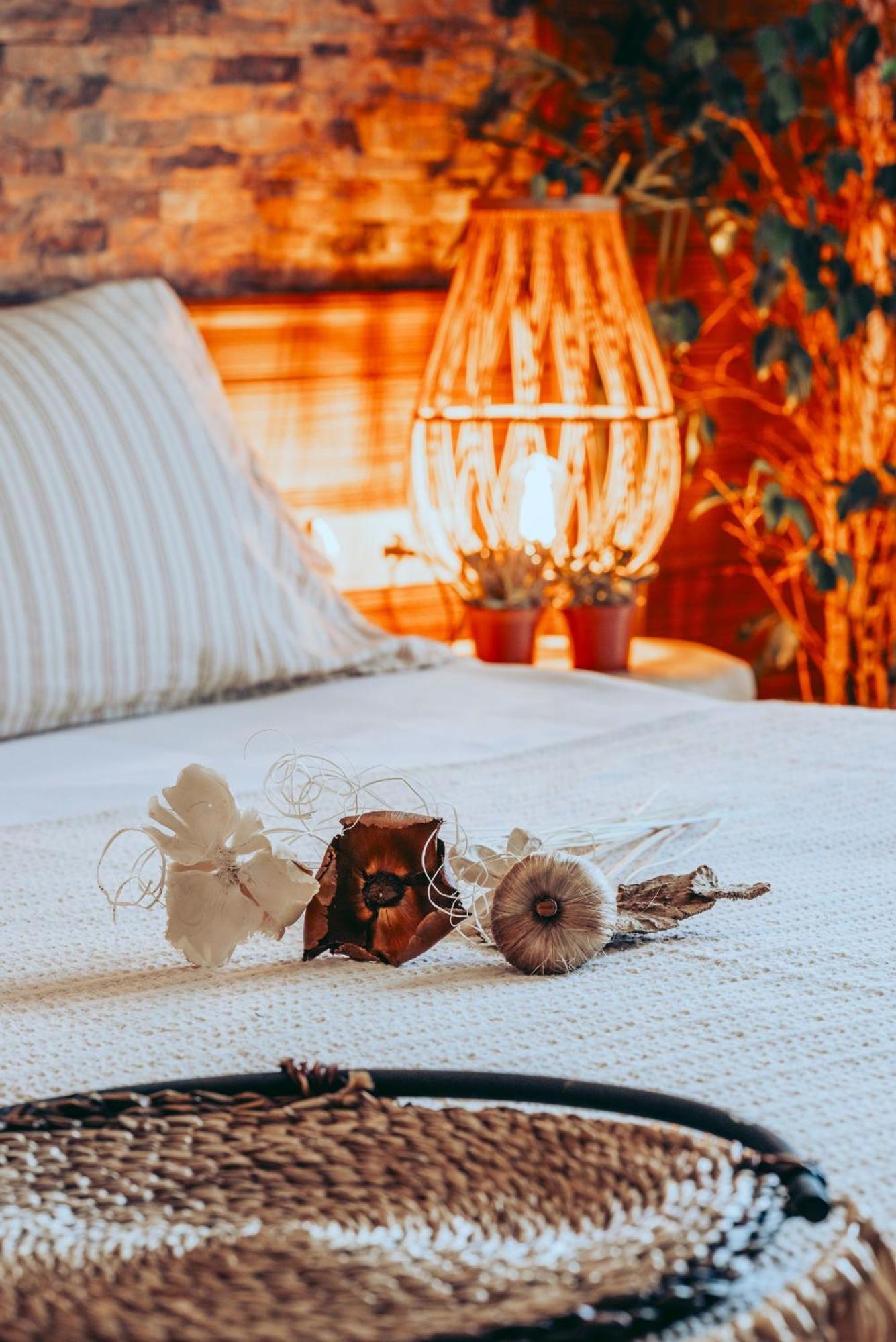 Mesken Inn Hotel Гьочек Екстериор снимка