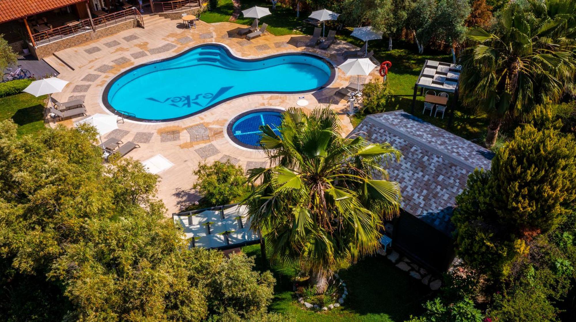 Mesken Inn Hotel Гьочек Екстериор снимка