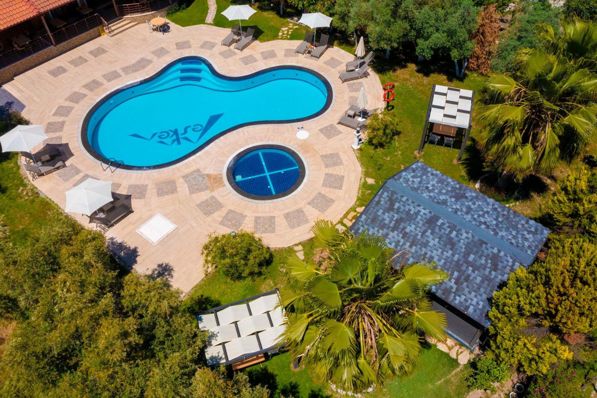 Mesken Inn Hotel Гьочек Екстериор снимка