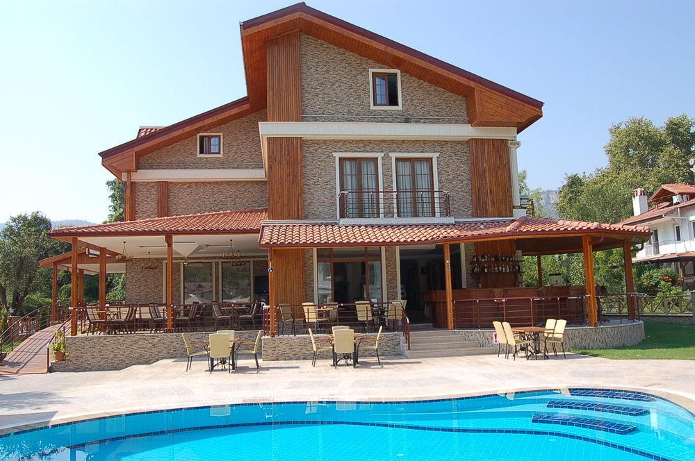 Mesken Inn Hotel Гьочек Екстериор снимка
