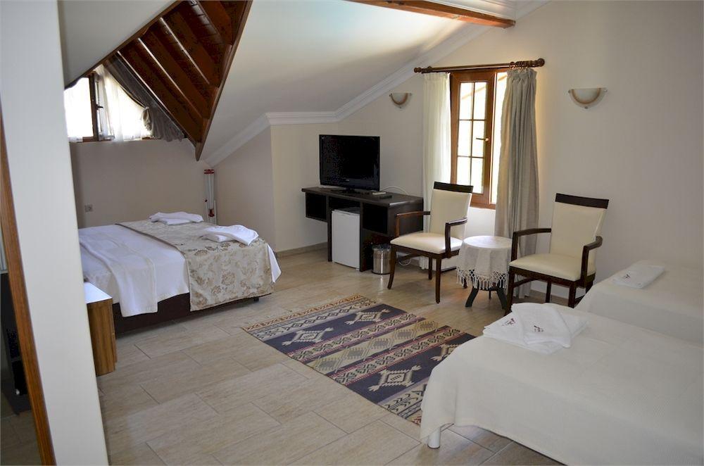 Mesken Inn Hotel Гьочек Екстериор снимка
